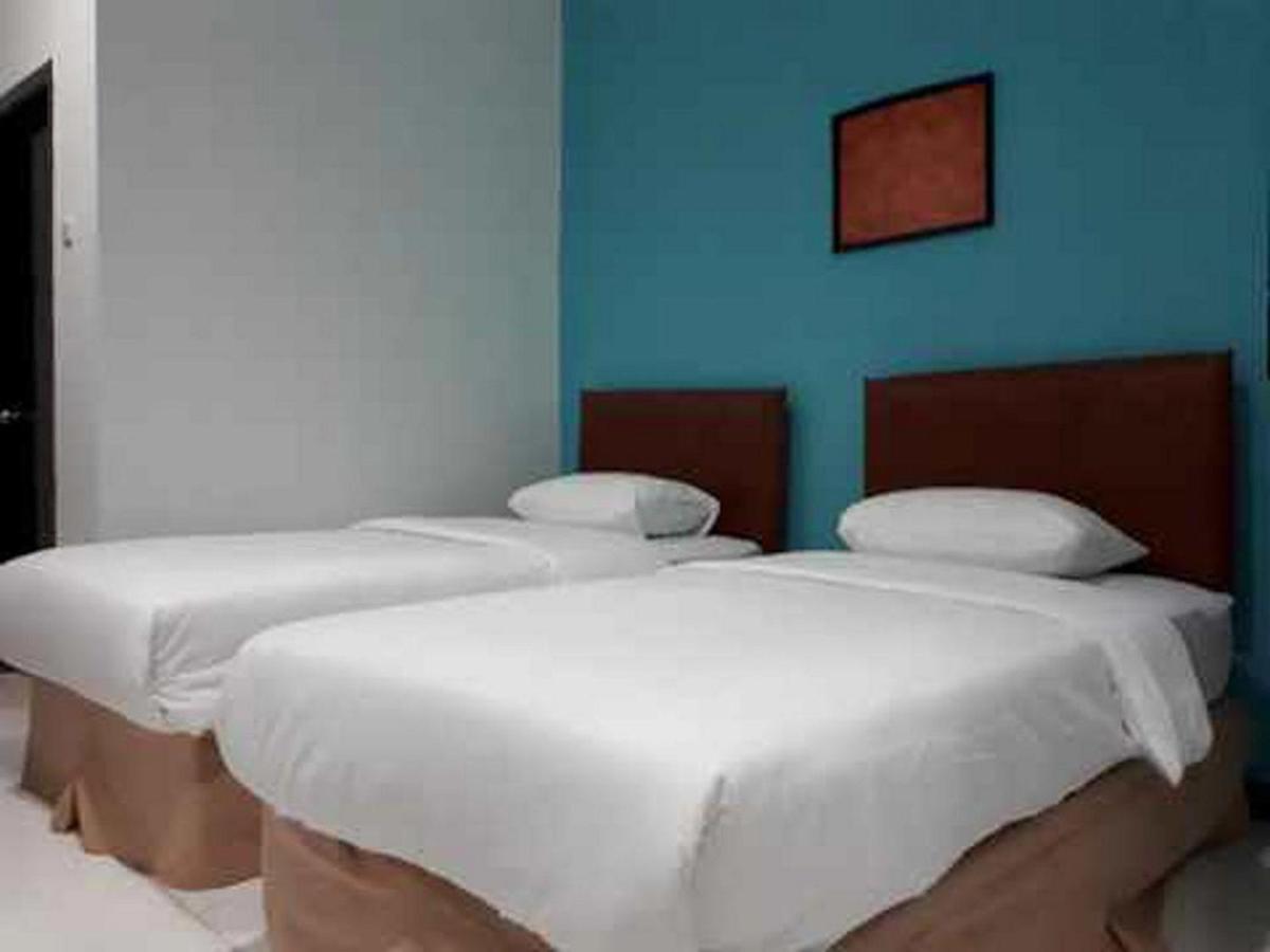 Reddoorz At Hotel Rumberpon Sorong Exteriér fotografie